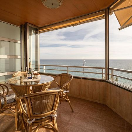 Spacious Apartment With Sea View Terrace In Calafell Exterior photo